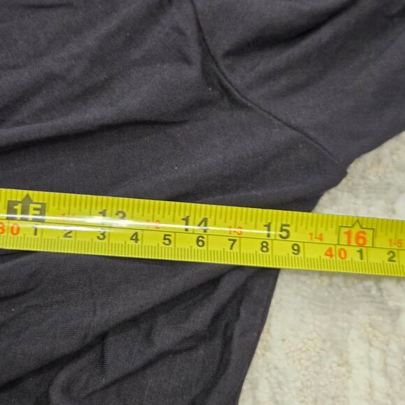 LNA Clothing Long Sleeve Top Ruched Front V-Neck Black Fitted Evereve Small - Picture 6 of 7